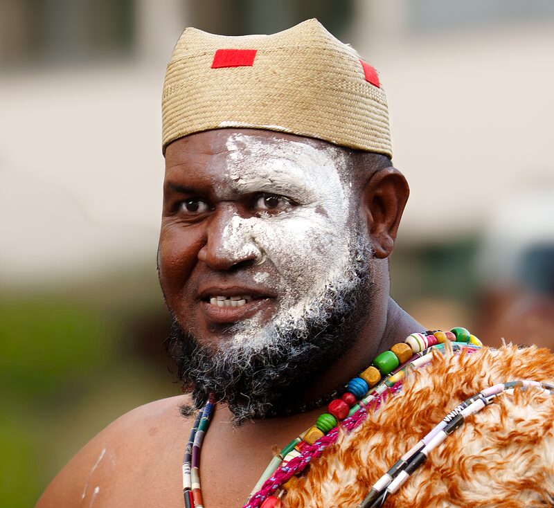 Guerrier Fêt'Kaf lors du défilé à Saint-Denis, Réunion 2025.